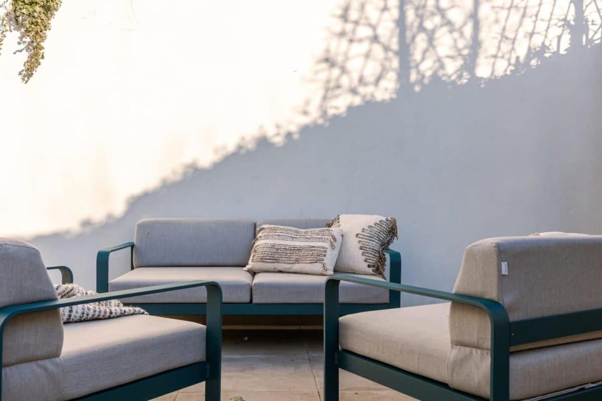House With Large And Sunny Terrace Villa Amberes Exterior foto